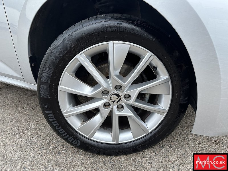 Skoda 1.0 TSI SE Drive SUV 5dr Petrol Manual Euro 6 (s/s) (95 ps)