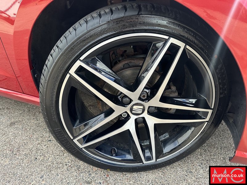 SEAT 1.0 MPI FR Sport Hatchback 5dr Petrol Manual Euro 6 (s/s) GPF (80 ps)