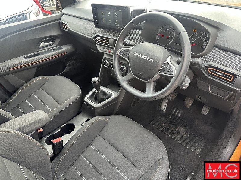 Dacia 1.0 TCe Journey Hatchback 5dr Petrol Manual Euro 6 (s/s) (90 ps)