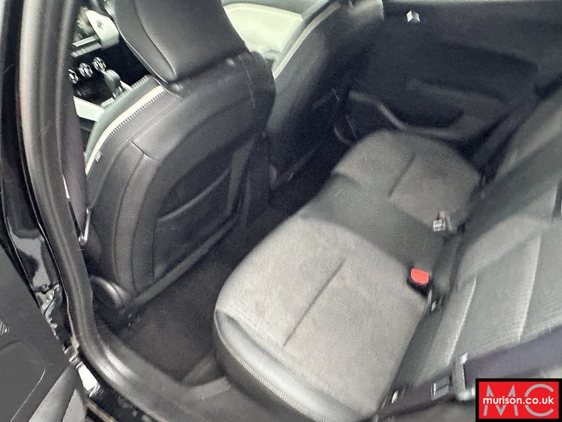 Renault 1.6 E-TECH Techno Hatchback 5dr Petrol Hybrid Auto Euro 6 (s/s) (145 ps)