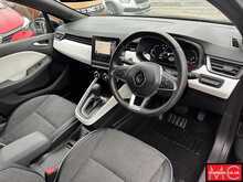 Renault Clio E-TECH Techno 