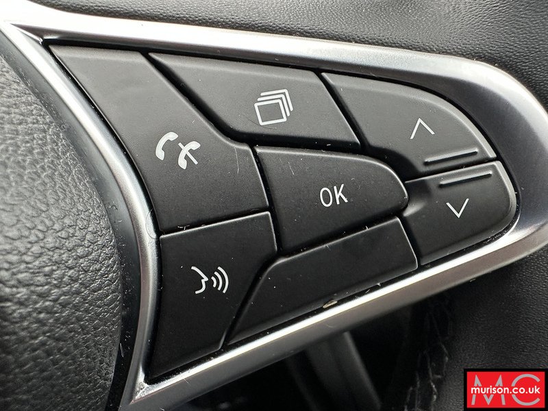 Renault 1.6 E-TECH Techno Hatchback 5dr Petrol Hybrid Auto Euro 6 (s/s) (145 ps)