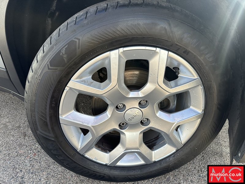Jeep 1.2 Altitude SUV 5dr Petrol Manual Euro 6 (s/s) (100 ps)