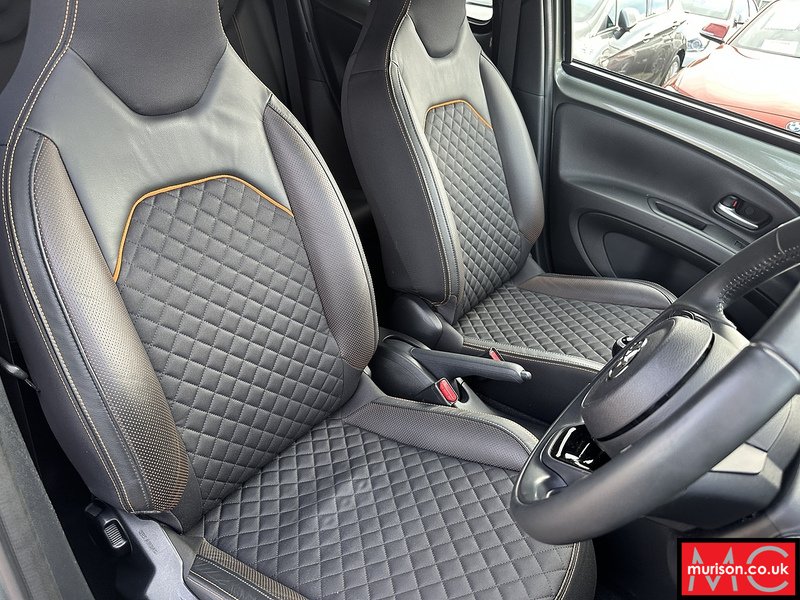 Toyota 1.0 VVT-i Limited Edition (Canvas Roof) Hatchback 5dr Petrol Manual Euro 6 (s/s) (72 ps)