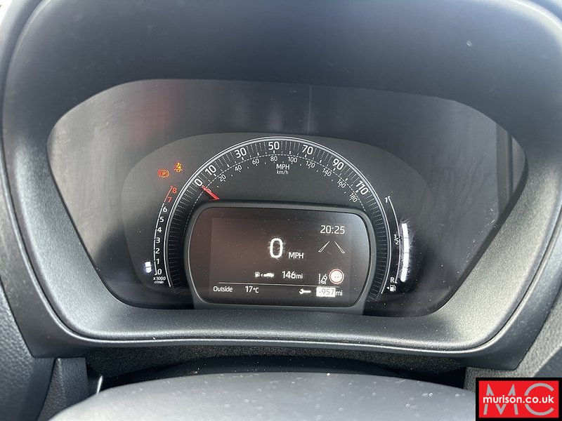 Toyota 1.0 VVT-i Limited Edition (Canvas Roof) Hatchback 5dr Petrol Manual Euro 6 (s/s) (72 ps)