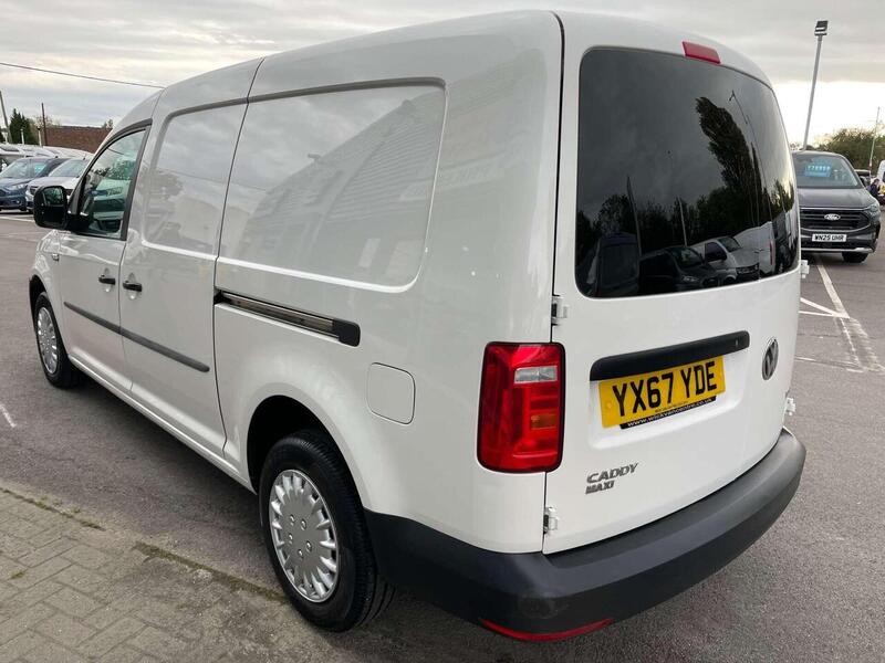 VOLKSWAGEN CADDY MAXI 2.0 TDI C20 BlueMotion Tech Startline Panel Van 6dr Diesel Manual LWB Euro 6 (s/s) (102 ps) - U103