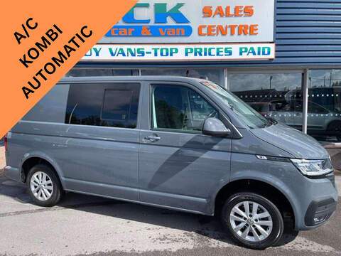 VOLKSWAGEN TRANSPORTER 2.0 TD T30 SE Minibus 4dr Diesel DSG L1 H1 (211 g/km, 138 bhp)