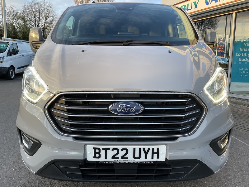 Ford Tourneo Custom 2.0 320 EcoBlue Titanium Minibus Double Cab 5dr Diesel Manual L2 Euro 6 (s/s) (130 ps) - U214