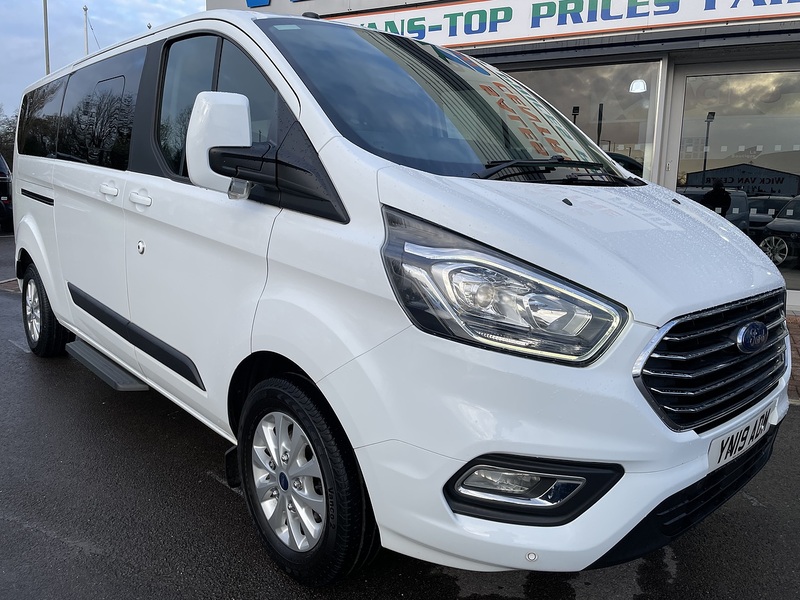 Ford Tourneo Custom 2.0 320 EcoBlue Zetec Minibus Double Cab 5dr Diesel Manual L2 Euro 6 (s/s) (130 ps) - U218