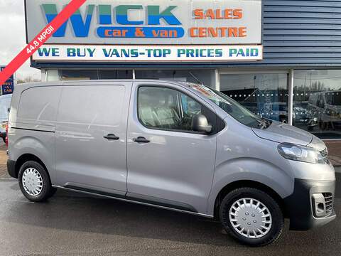 Vauxhall Vivaro 1.6 CDTi 2900 BiTurbo Sportive Crew Van Double Cab 5dr Diesel Manual L2 H1 Euro 6 (s/s) (6 Seat) (125 ps)