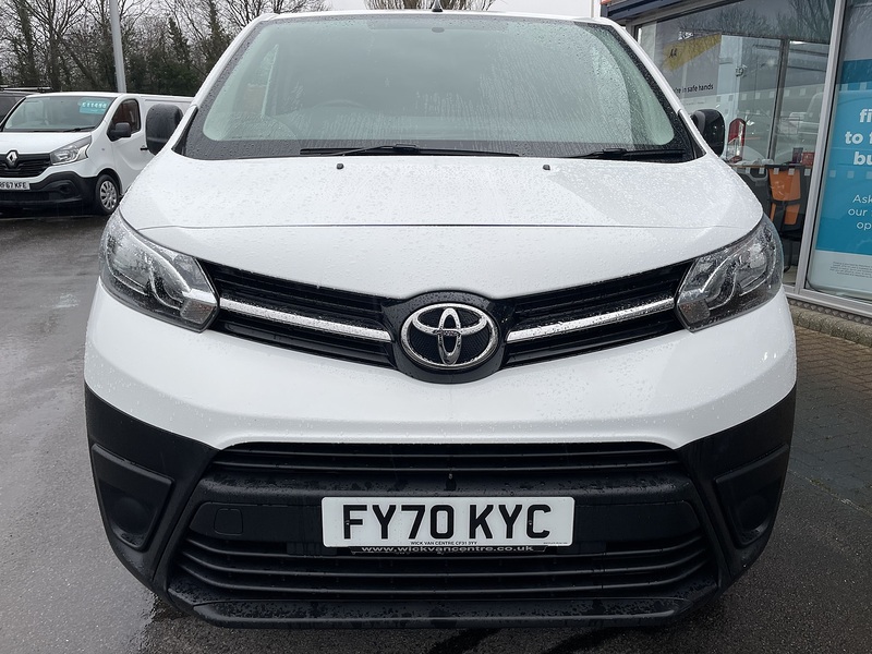Toyota ProAce 2.0D Active Long Panel Van 6dr Diesel Manual LWB Euro 6 (s/s) (120 ps) - U246