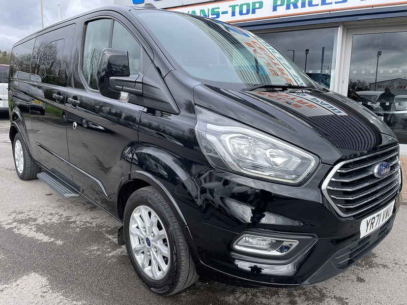 Ford Tourneo Custom 2.0 320 EcoBlue Titanium Minibus Double Cab 5dr Diesel Manual L2 Euro 6 (s/s) (130 ps) - U305
