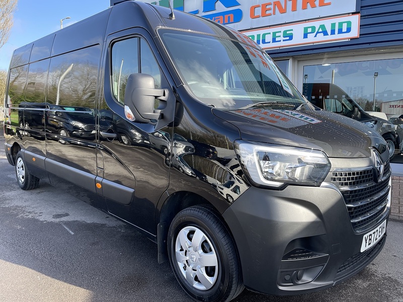 Renault Master 2.3 dCi 35 Business+ Panel Van 4dr Diesel Manual FWD LWB Medium Roof Euro 6 (135 ps) - U357