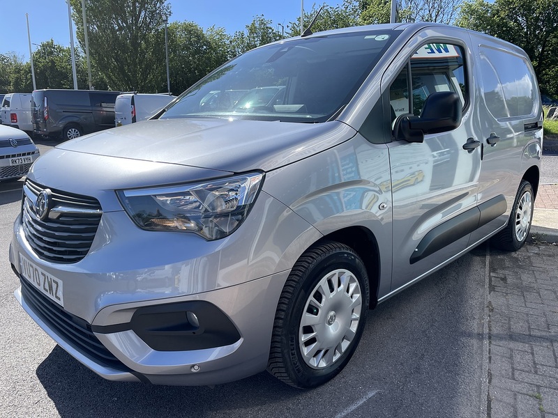 2020 2020 VAUXHALL COMBO