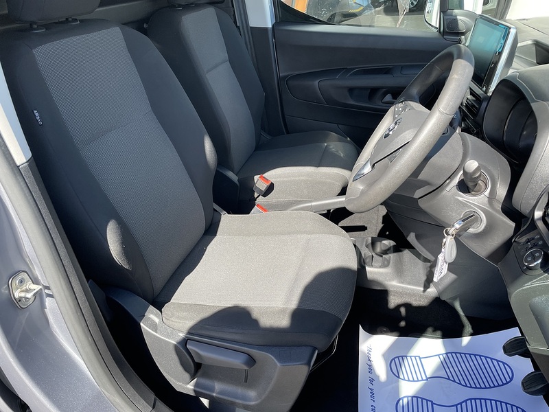 2020 2020 VAUXHALL COMBO