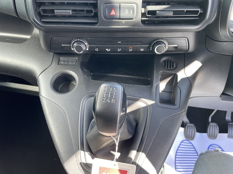 2020 2020 VAUXHALL COMBO