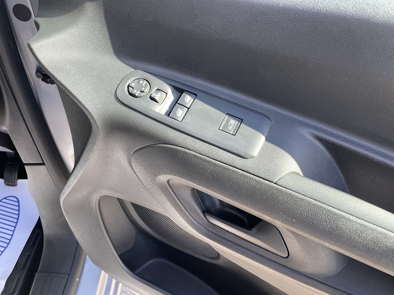 2020 2020 VAUXHALL COMBO