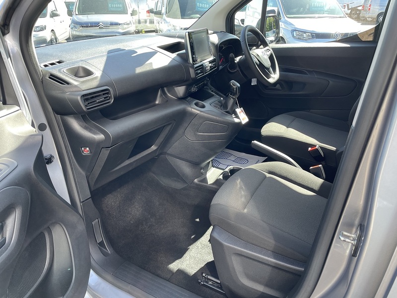 2020 2020 VAUXHALL COMBO