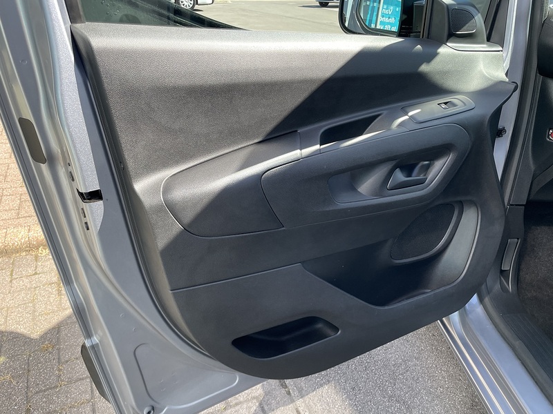 2020 2020 VAUXHALL COMBO
