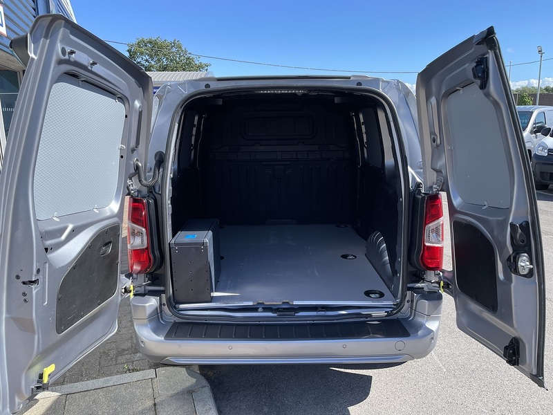 2020 2020 VAUXHALL COMBO