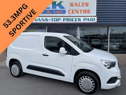 Vauxhall Combo Combo Combo 1.5 Turbo D 2300 Dynamic Panel Van 4dr Diesel Manual L2 H1 Euro 6 (100 ps)