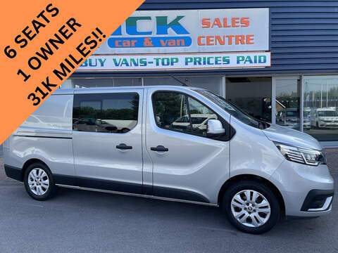 Renault Trafic 2.0 dCi Blue LL30 Extra Sport Panel Van 5dr Diesel Manual L2 H1 Euro 6 (s/s) (150 ps)