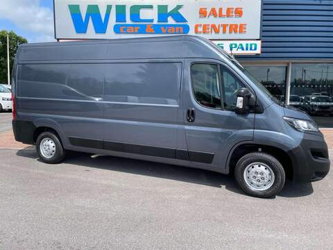PEUGEOT Boxer 2.2 BlueHDi 435 Professional Panel Van 5dr Diesel Manual L4 H2 Euro 6 (s/s) (140 ps)