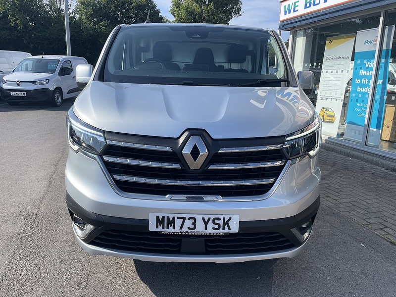 Renault Trafic 2.0 dCi Blue SL30 Extra Panel Van 5dr Diesel EDC L1 H1 Euro 6 (s/s) (150 ps) - U569
