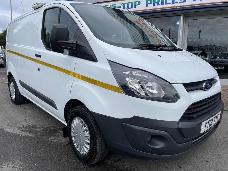 Ford Transit Custom 2.0 TDCi 310 Panel Van 5dr Diesel Manual L1 H1 (157 g/km, 104 bhp) - U586