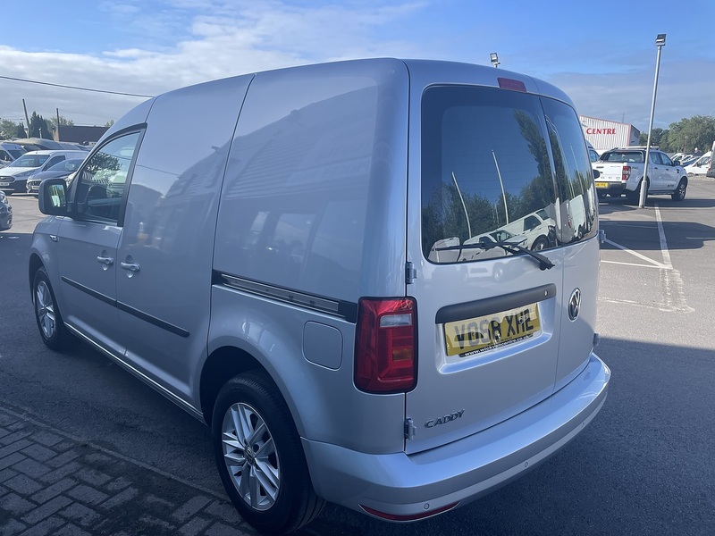 Volkswagen Caddy 2.0 TDI C20 BlueMotion Tech Highline Panel Van 5dr Diesel DSG SWB Euro 6 (s/s) (102 ps) - U598