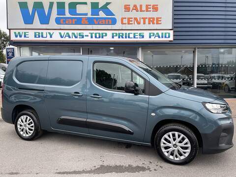 Fiat Doblo 2.2 MultijetIII 35 Business Pro Panel Van 5dr Diesel Manual L H2 Euro 6 (140 ps)