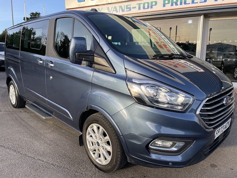 Ford Tourneo Custom 2.0 320 EcoBlue Titanium Minibus Double Cab 5dr Diesel Manual L2 Euro 6 (s/s) (130 ps) - U625
