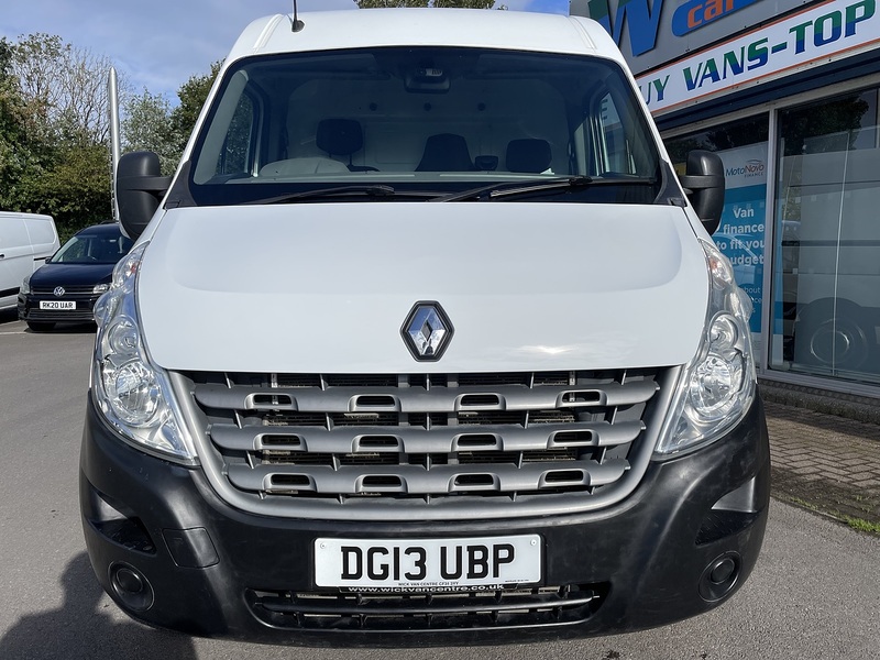 Renault Master 2.3 dCi 33 Sport Panel Van 5dr Diesel Manual FWD MWB Medium Roof Euro 5 (125 ps) - U635