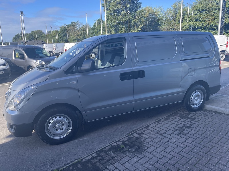 2014 2014 HYUNDAI ILOAD