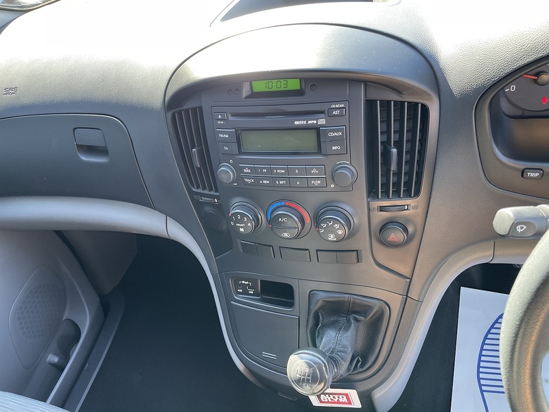 2014 2014 HYUNDAI ILOAD