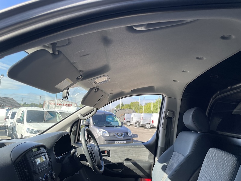 2014 2014 HYUNDAI ILOAD