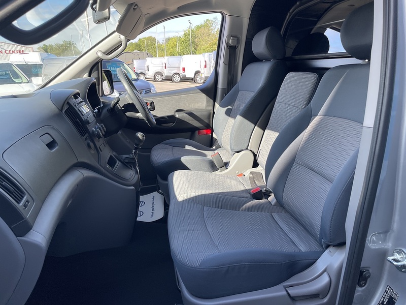 2014 2014 HYUNDAI ILOAD