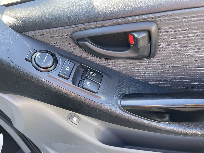 2014 2014 HYUNDAI ILOAD
