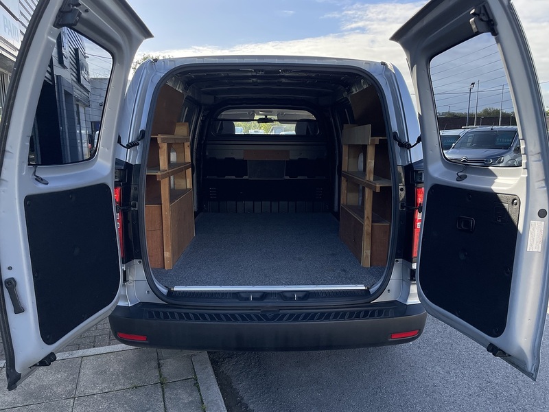 2014 2014 HYUNDAI ILOAD