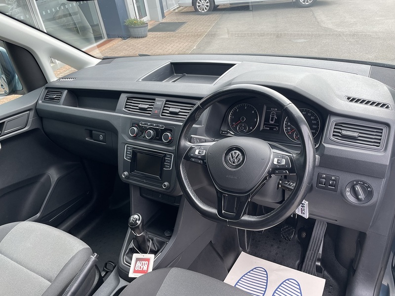 2016 2016 VOLKSWAGEN CADDY
