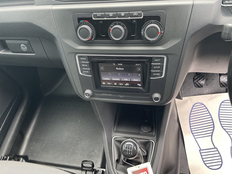 2016 2016 VOLKSWAGEN CADDY