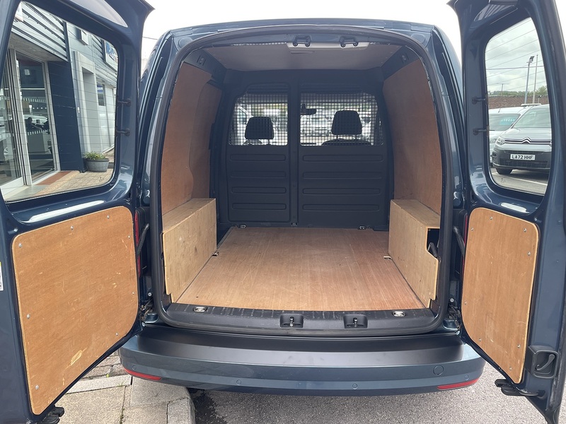2016 2016 VOLKSWAGEN CADDY