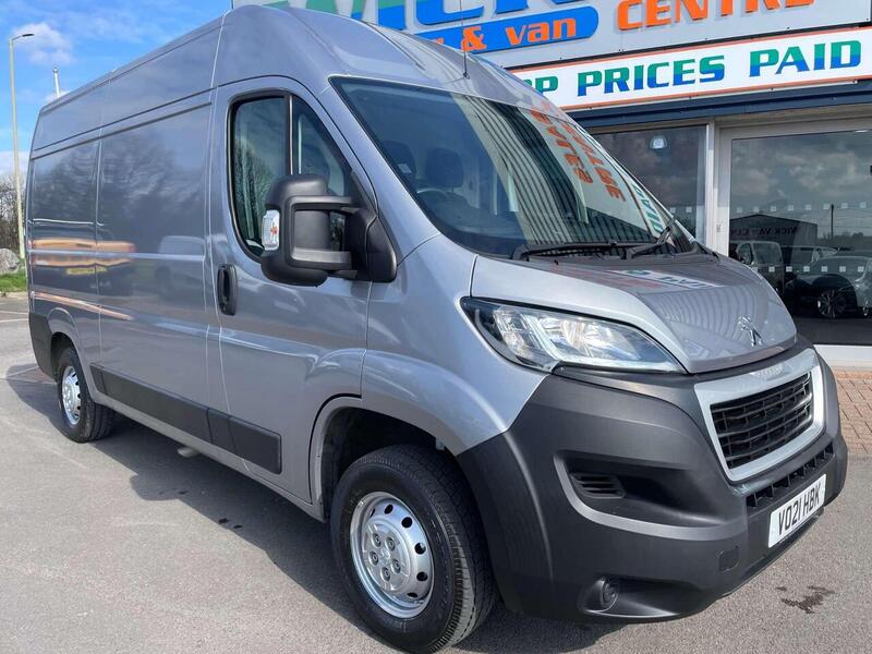 PEUGEOT Boxer Boxer Boxer 2.2 BlueHDi 335 Professional Panel Van 5dr Diesel Manual L2 H2 Euro 6 (s/s) (140 ps) - U66