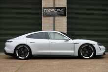 Porsche Taycan Performance Plus Turbo S - U728