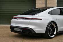 Porsche Taycan Performance Plus Turbo S - U728