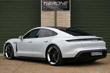 Porsche Taycan Performance Plus Turbo S - U728