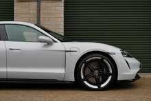 Porsche Taycan Performance Plus Turbo S - U728