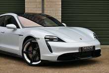 Porsche Taycan Performance Plus Turbo S - U728