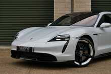 Porsche Taycan Performance Plus Turbo S - U728