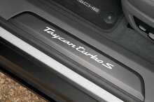 Porsche Taycan Performance Plus Turbo S - U728